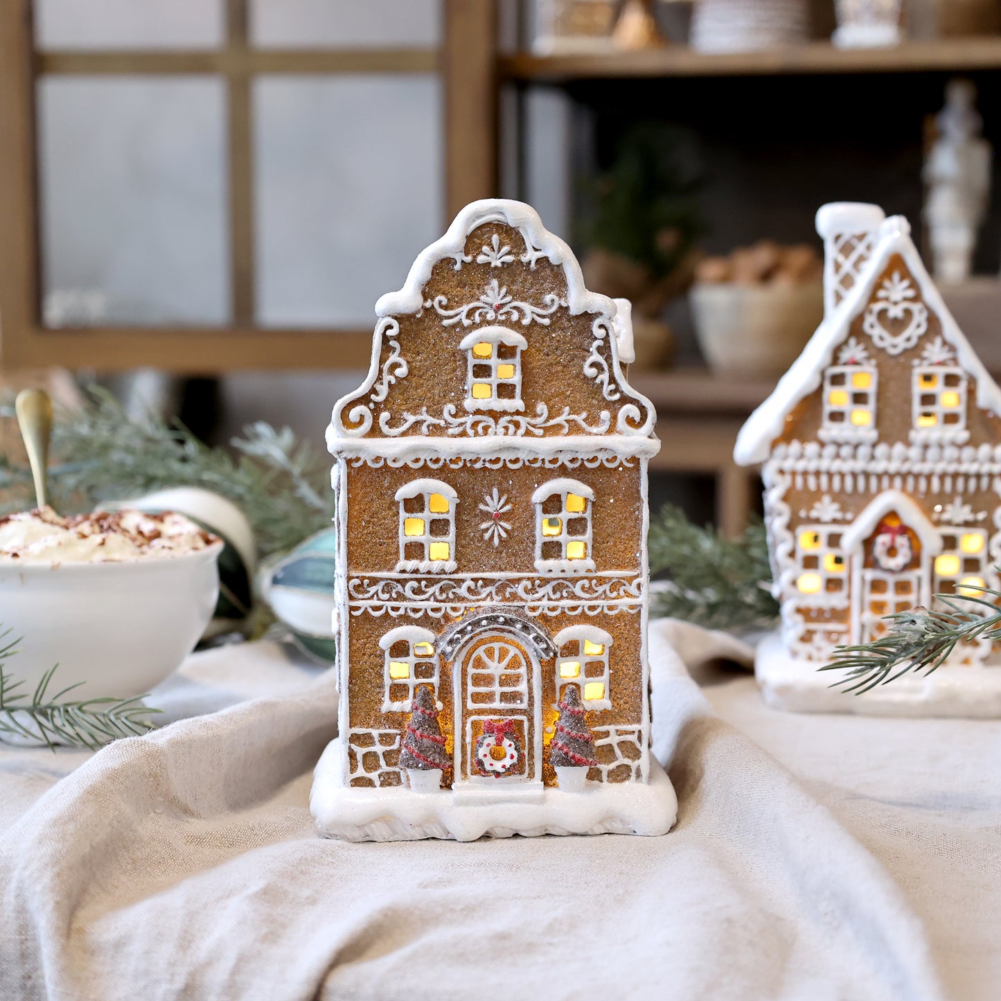 LED Gingerbread Houses