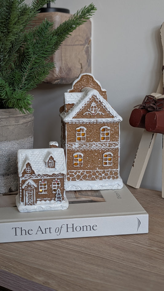 LED Gingerbread Houses