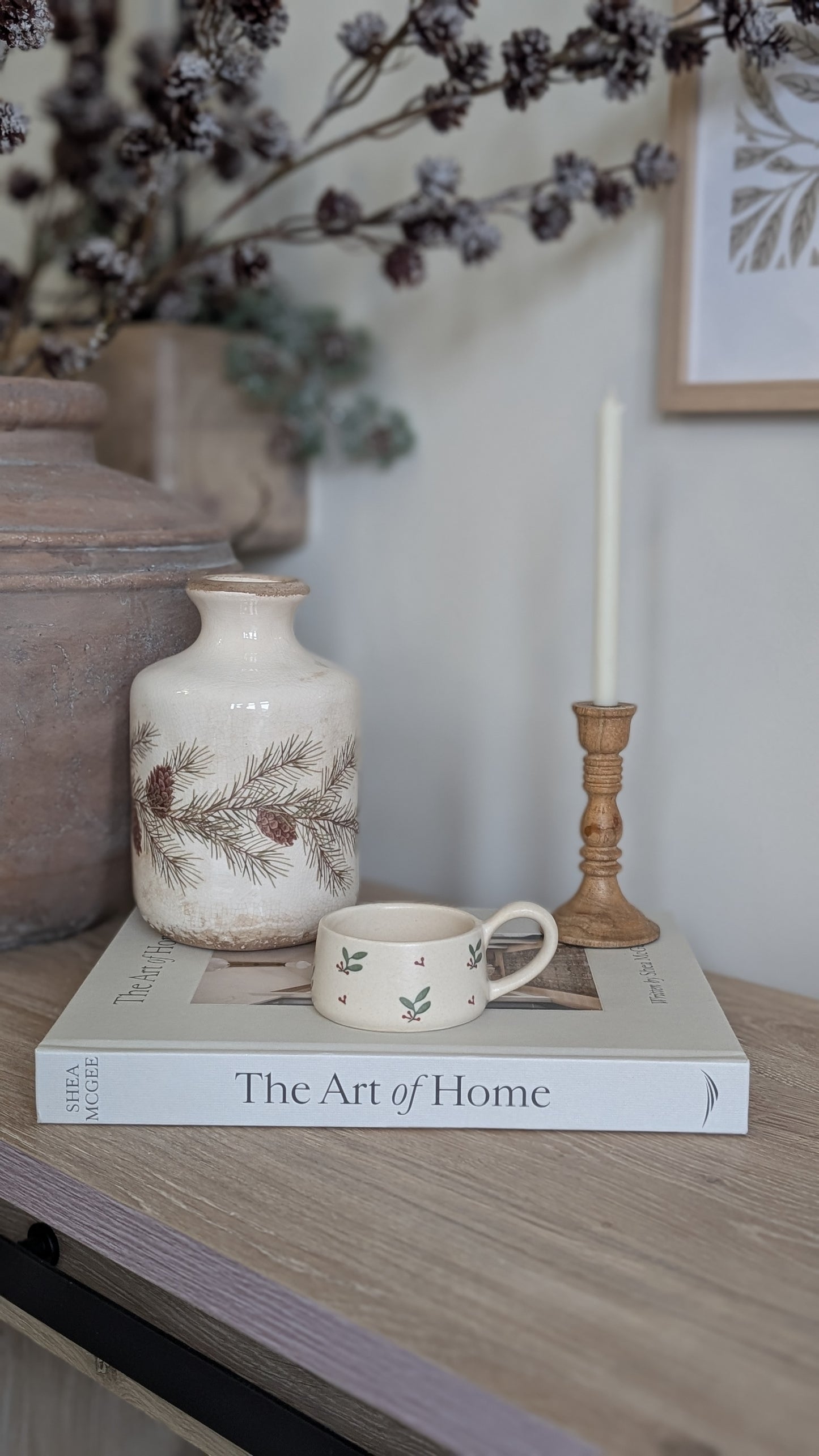 Holly Stoneware Tealight Holder