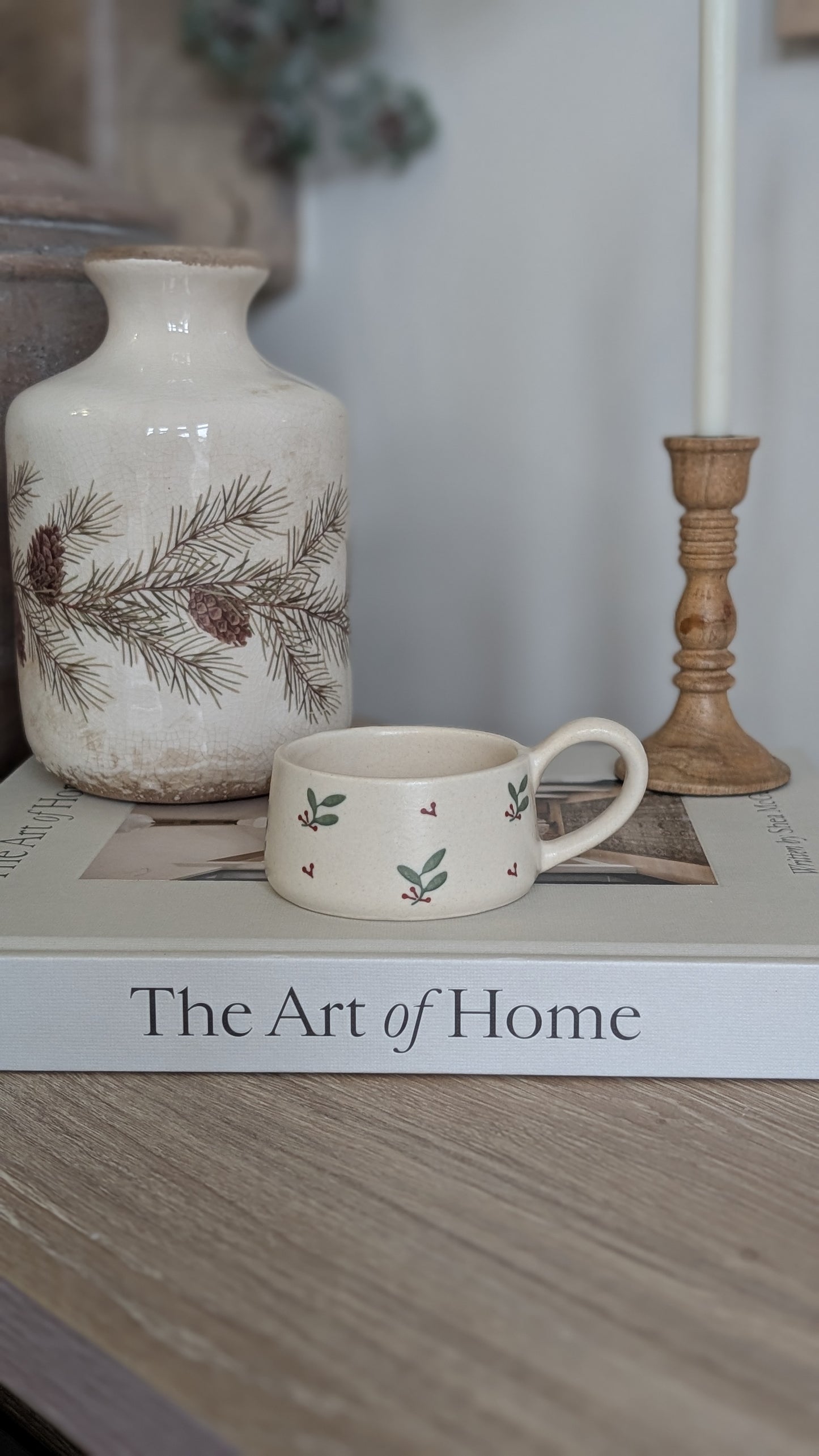 Holly Stoneware Tealight Holder
