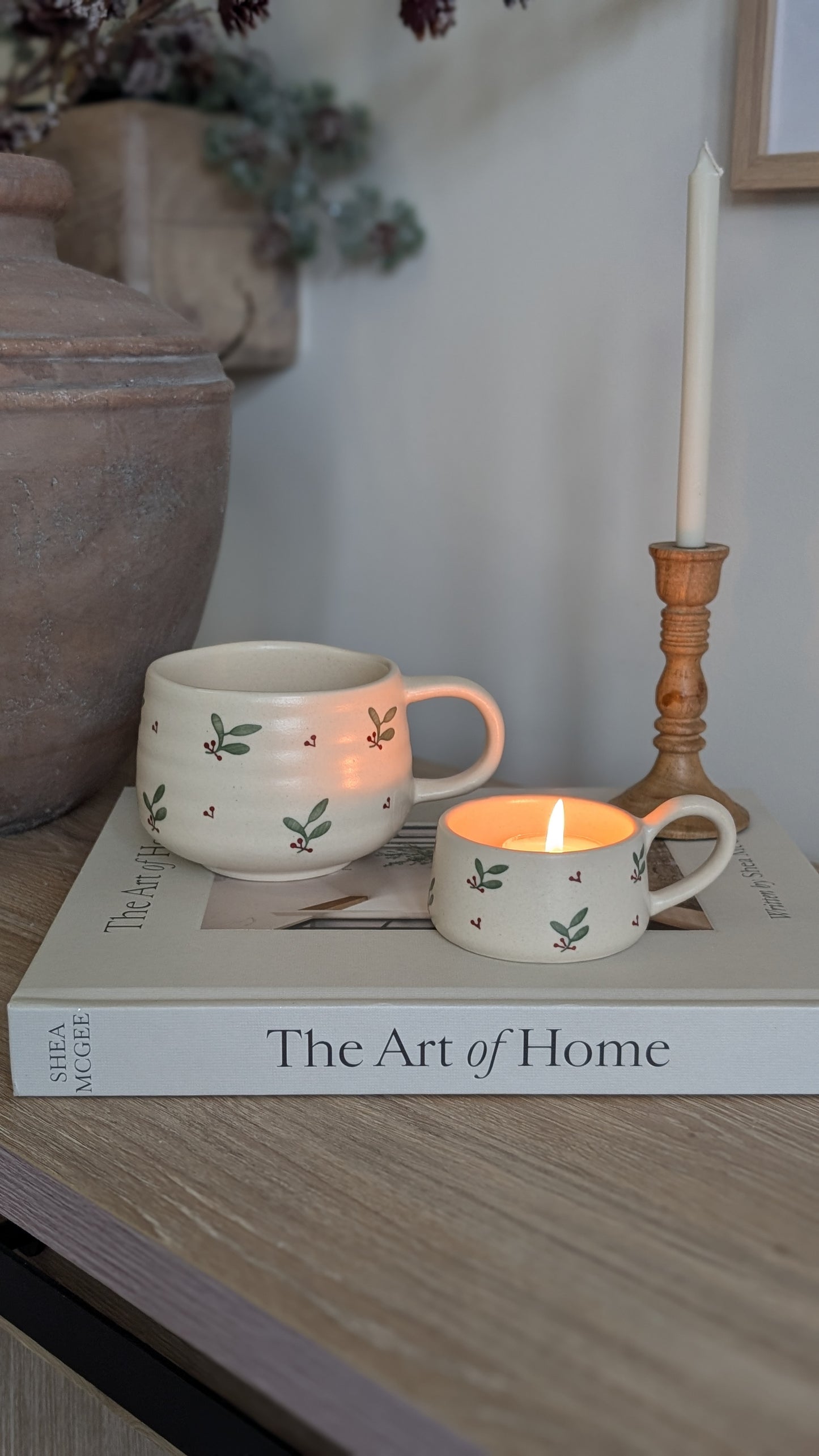 Holly Stoneware Tealight Holder