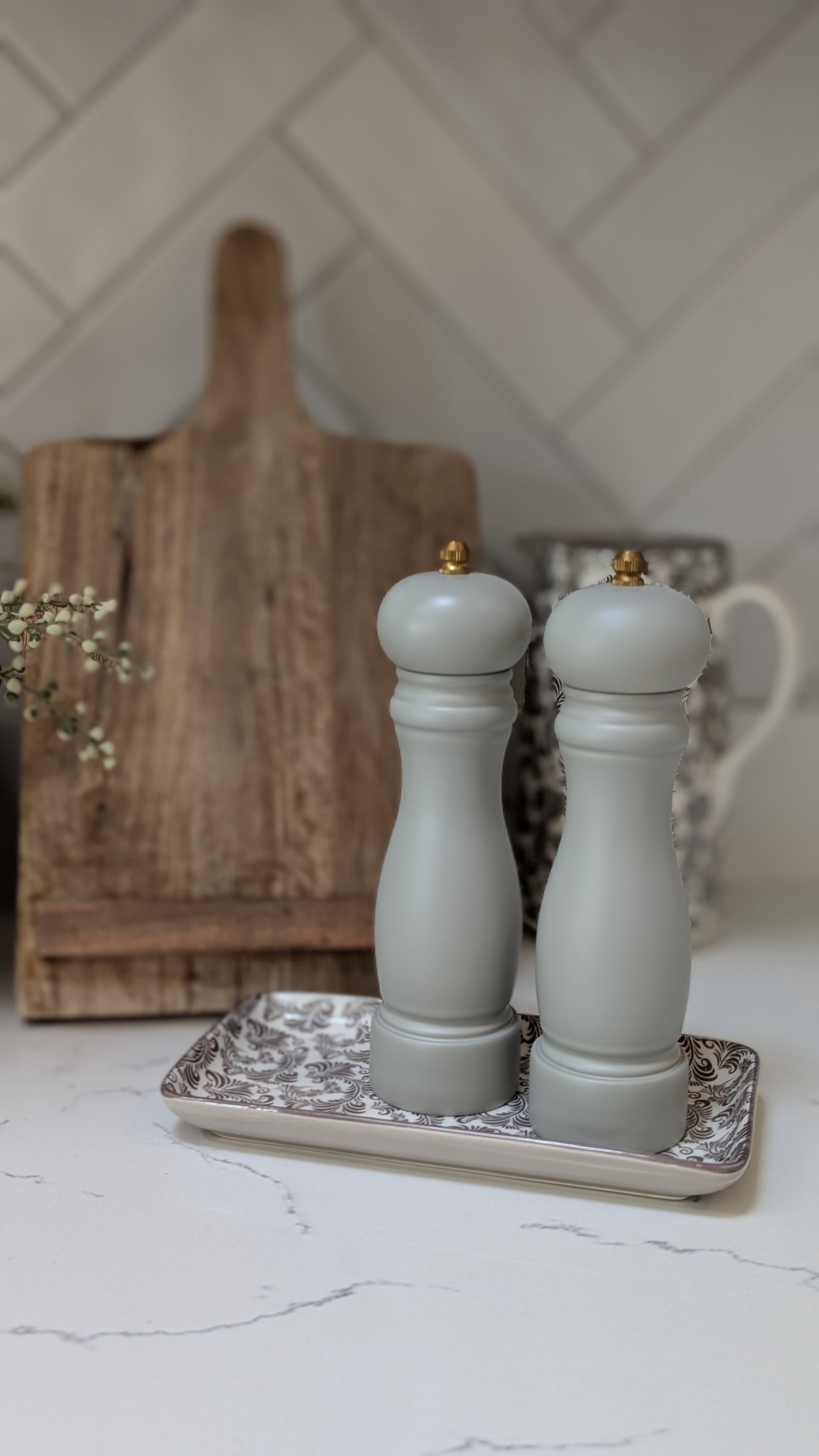 Salt and Pepper Grinder Set Latte