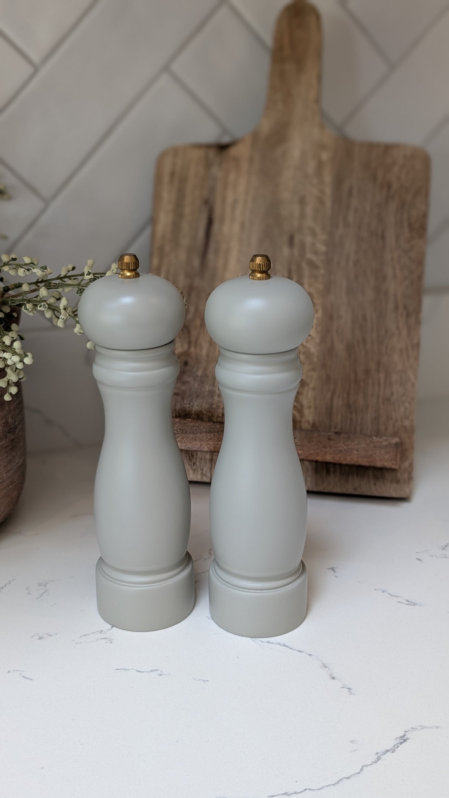 Salt and Pepper Grinder Set Latte