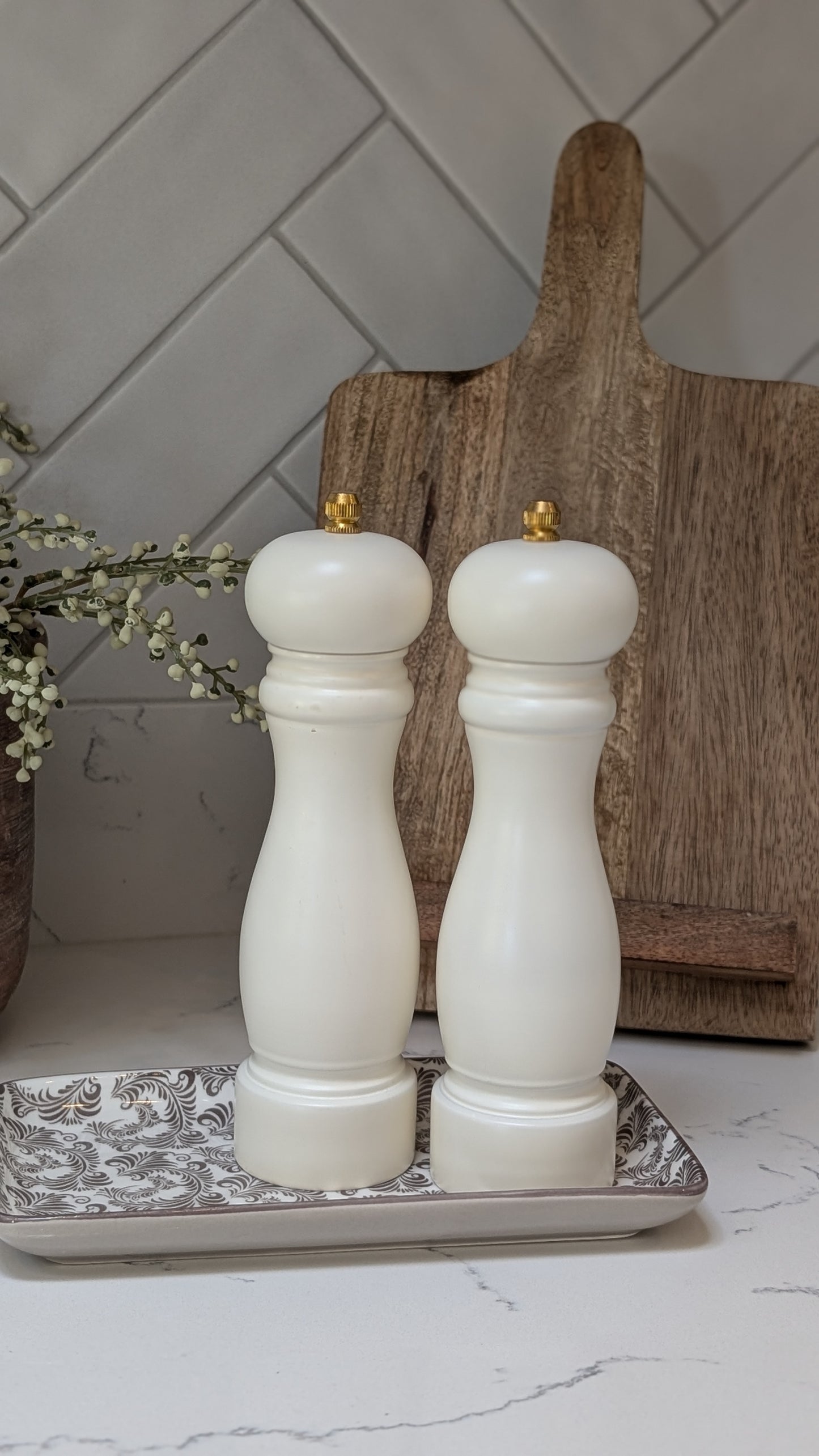 Salt and Pepper Grinder Set Cream