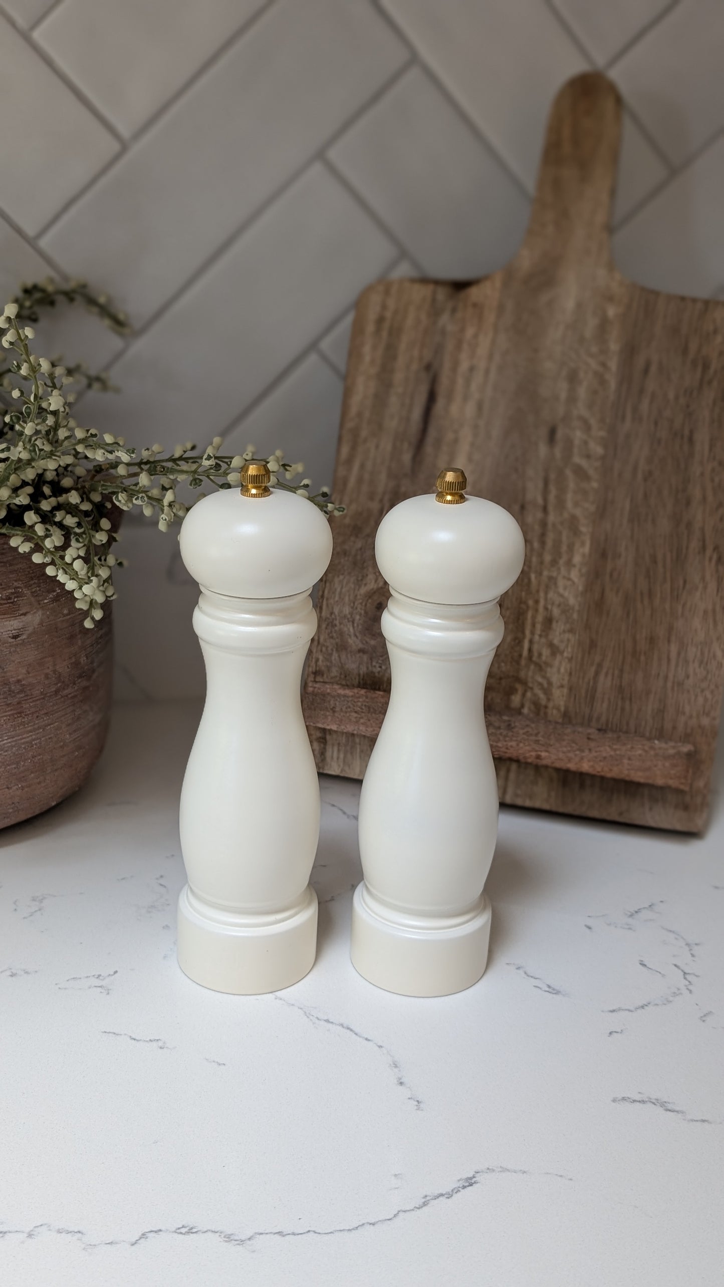 Salt and Pepper Grinder Set Cream