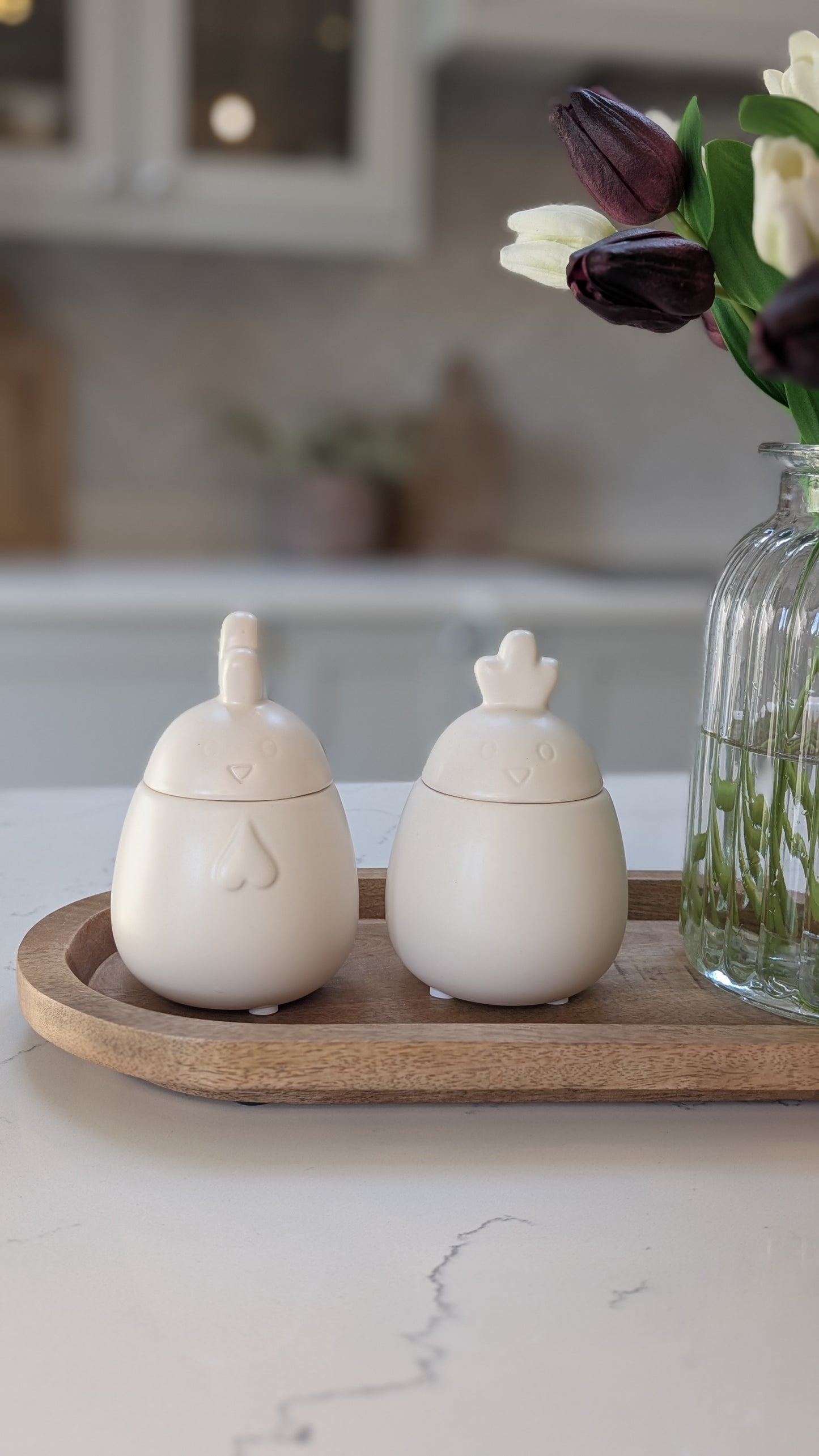 Set of 2 Hen Pots