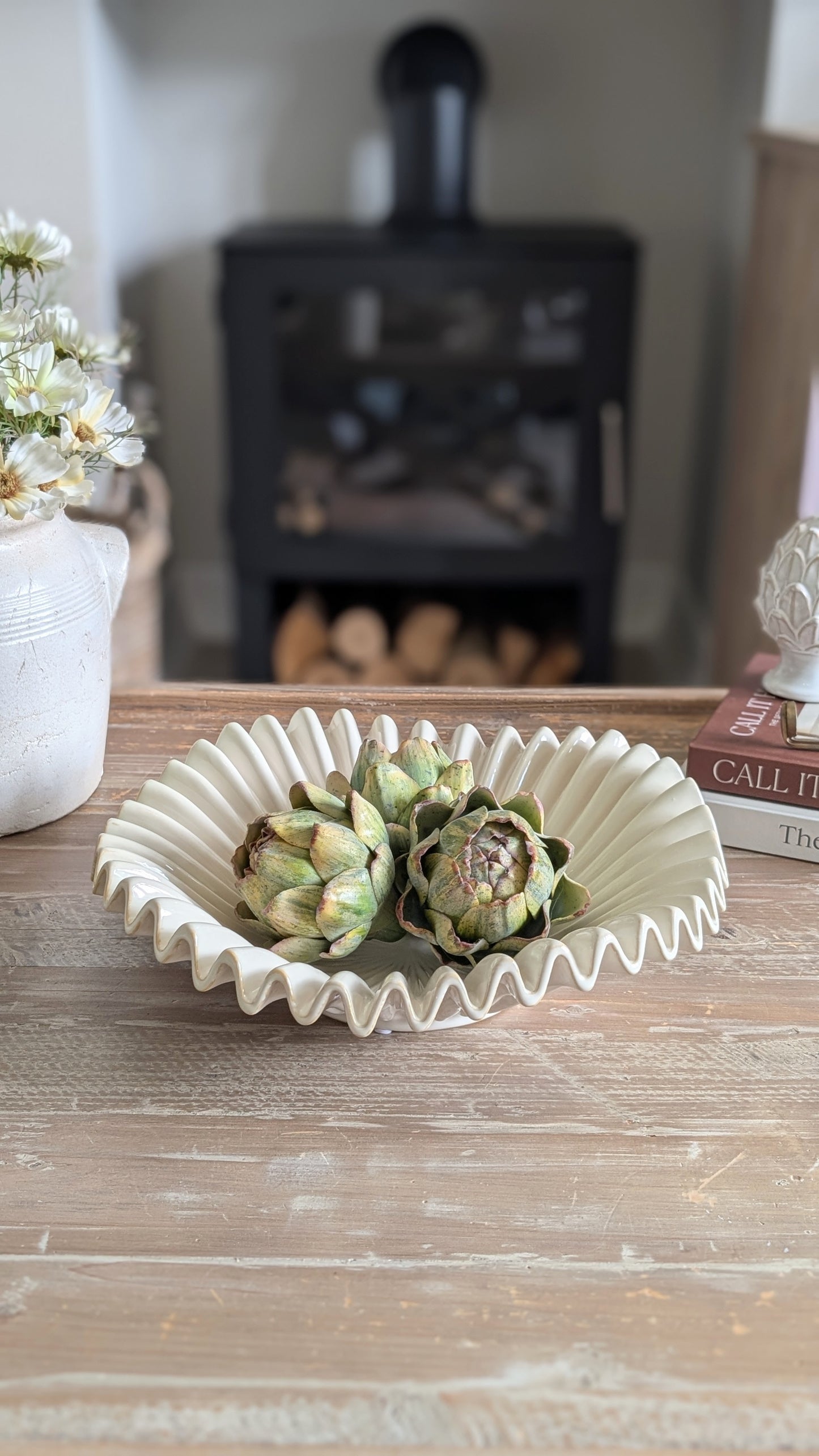 Large Natural Ruffle Bowl