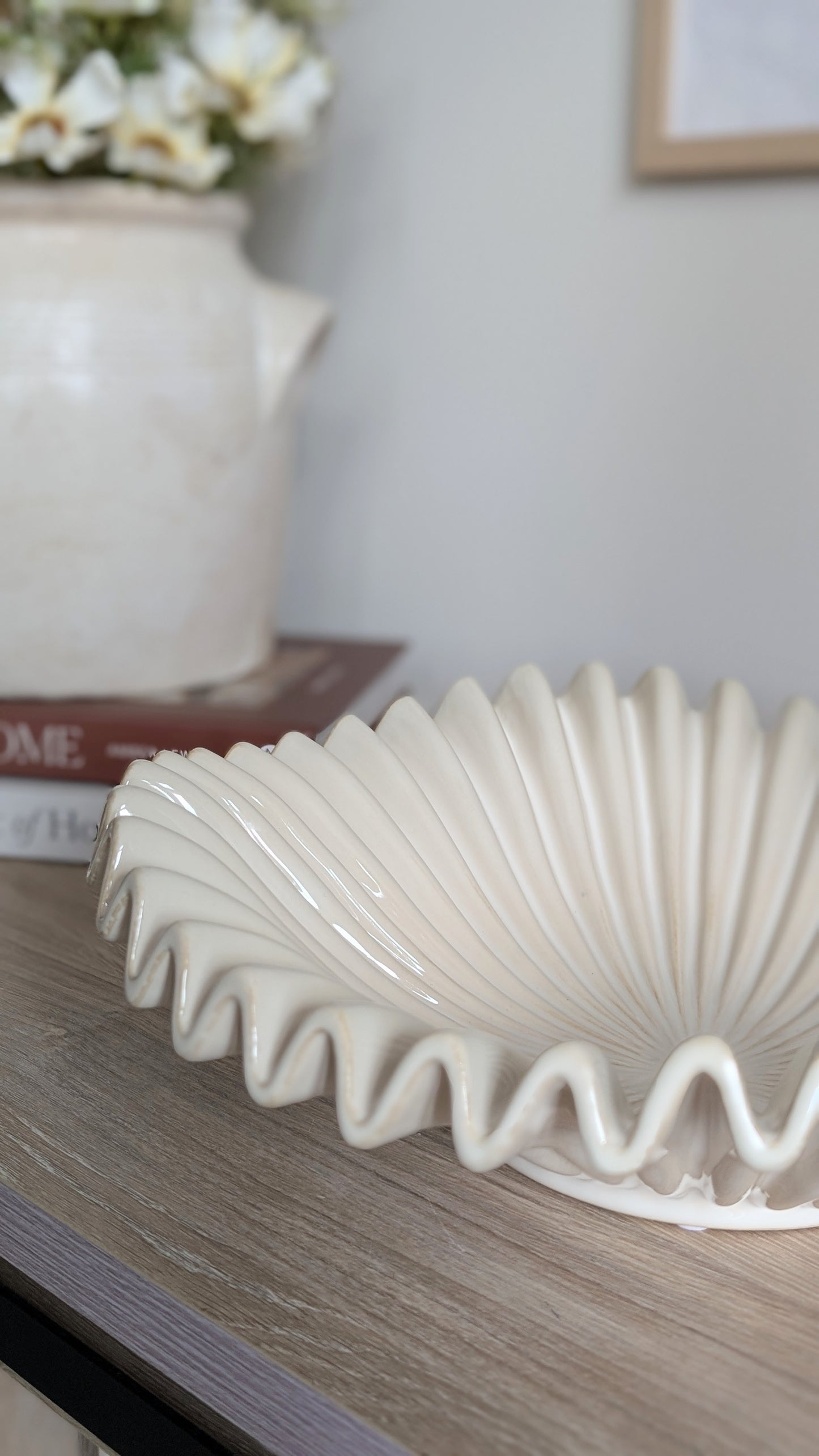 Large Natural Ruffle Bowl