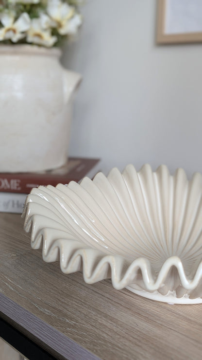 Large Natural Ruffle Bowl