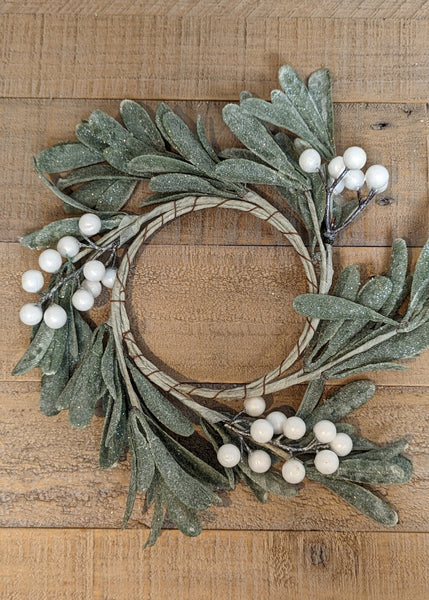 Small White Berry Wreath