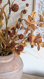 Brown Pom Pom Spray