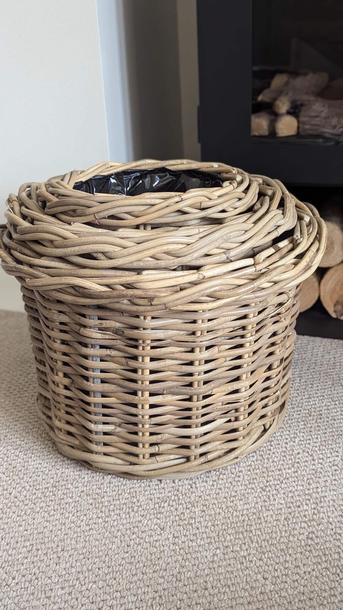 Round Wicker Lined Baskets