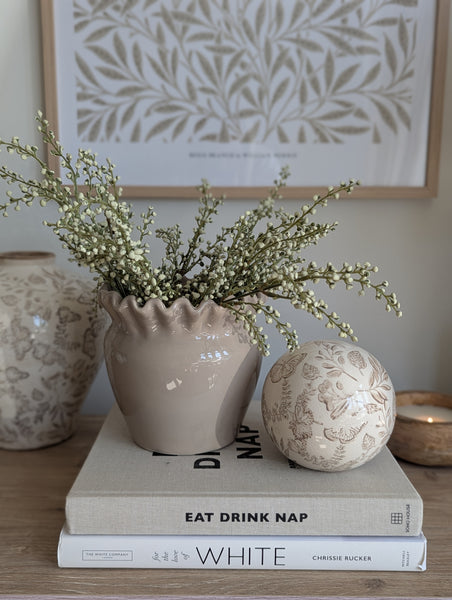 Evie Ruffle Vase