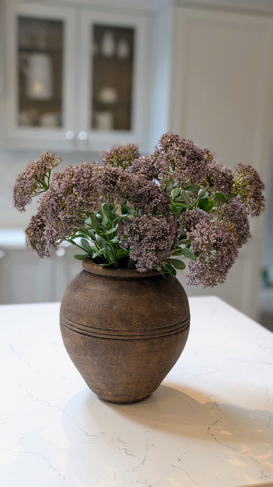 Sara Vase