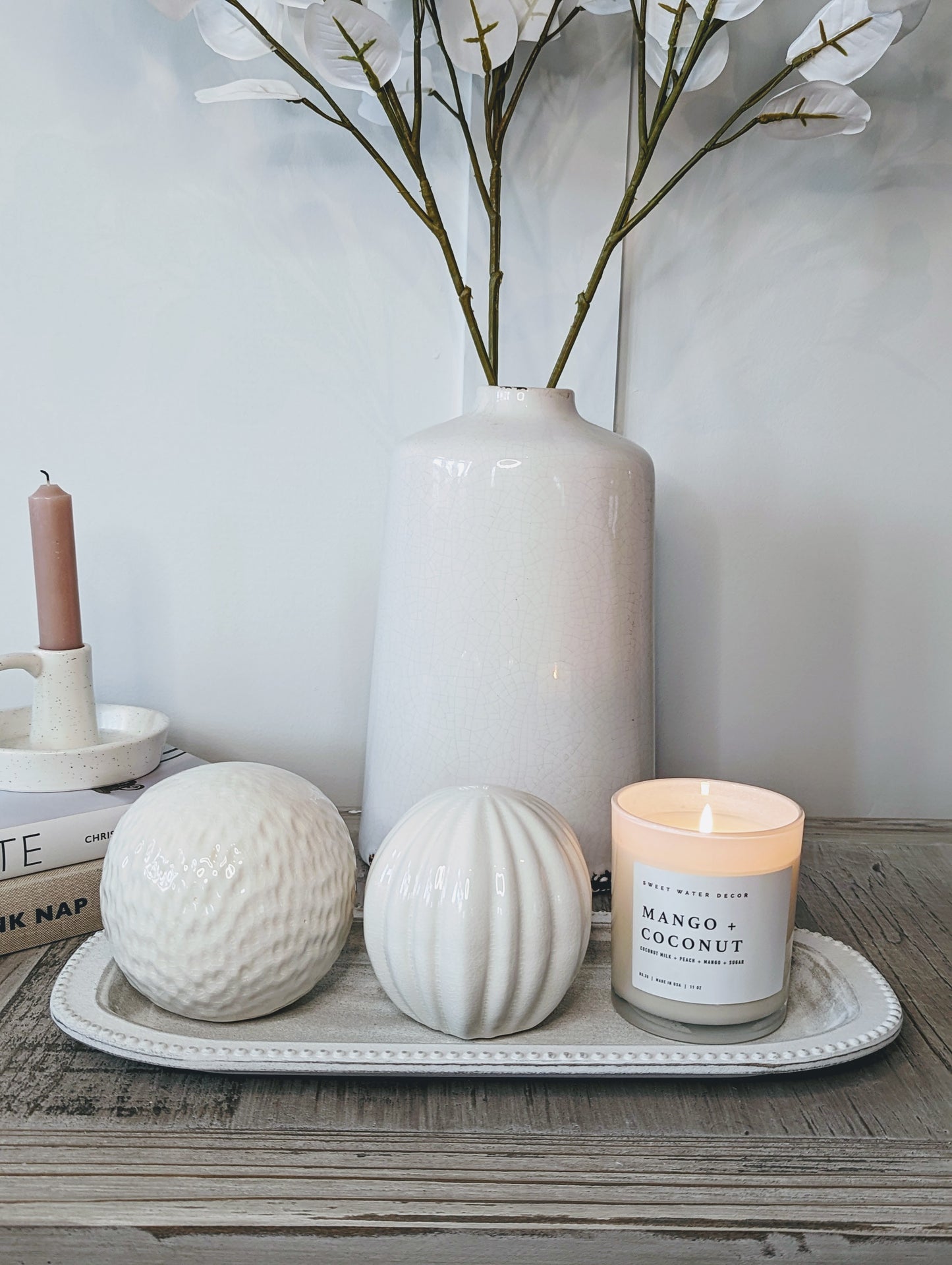 White Ceramic Spheres